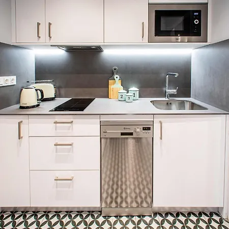 Barcelona Touch Apartment