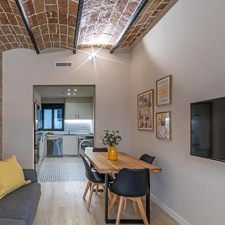 Barcelona Touch Apartment *