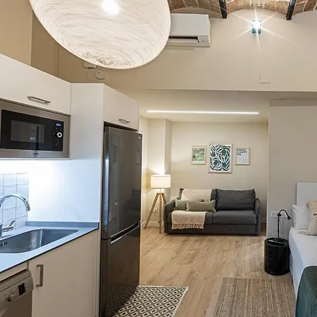 Barcelona Touch Apartment *