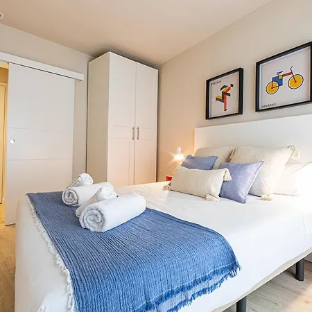Barcelona Touch Apartment *